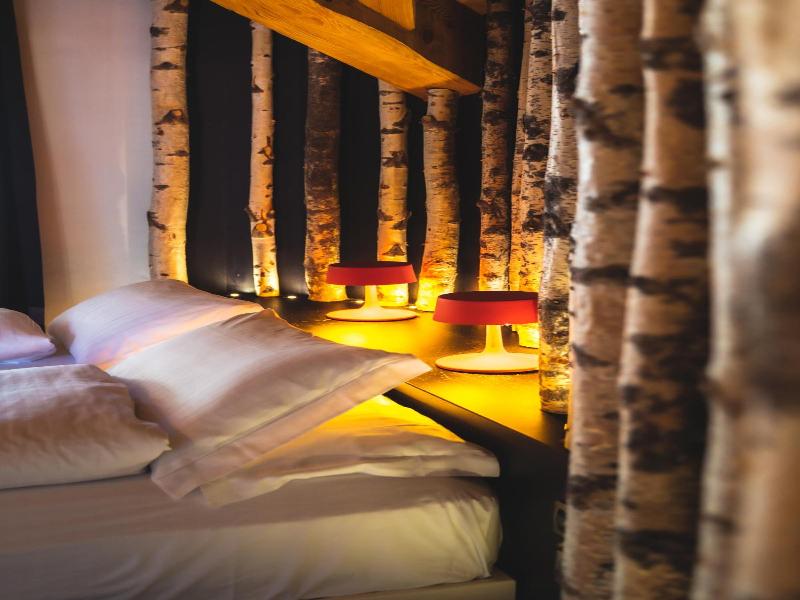 Alpen Hotel Chalet - Valdidentro image