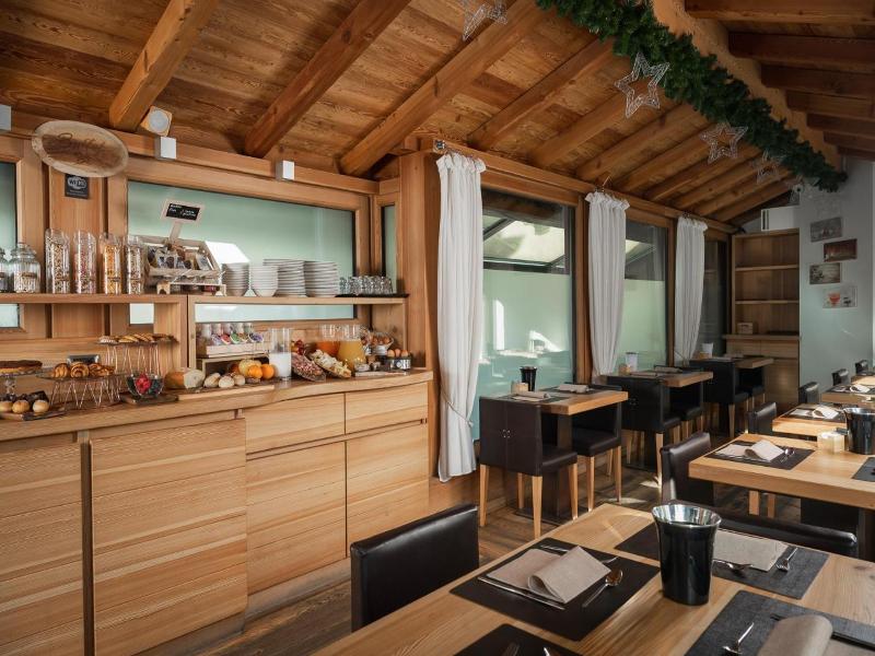 Alpen Hotel Chalet - Valdidentro — general view