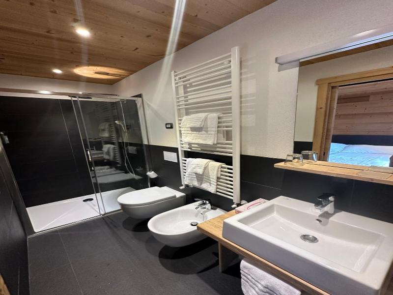 Alpen Hotel Chalet - Valdidentro image