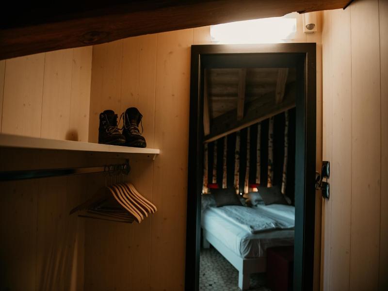 Alpen Hotel Chalet - Valdidentro image