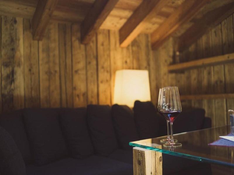 Alpen Hotel Chalet - Valdidentro image