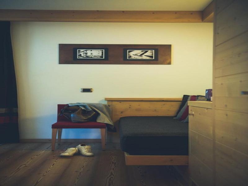 Alpen Hotel Chalet - Valdidentro image