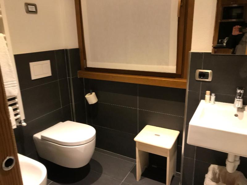 Alpen Hotel Chalet - Valdidentro image