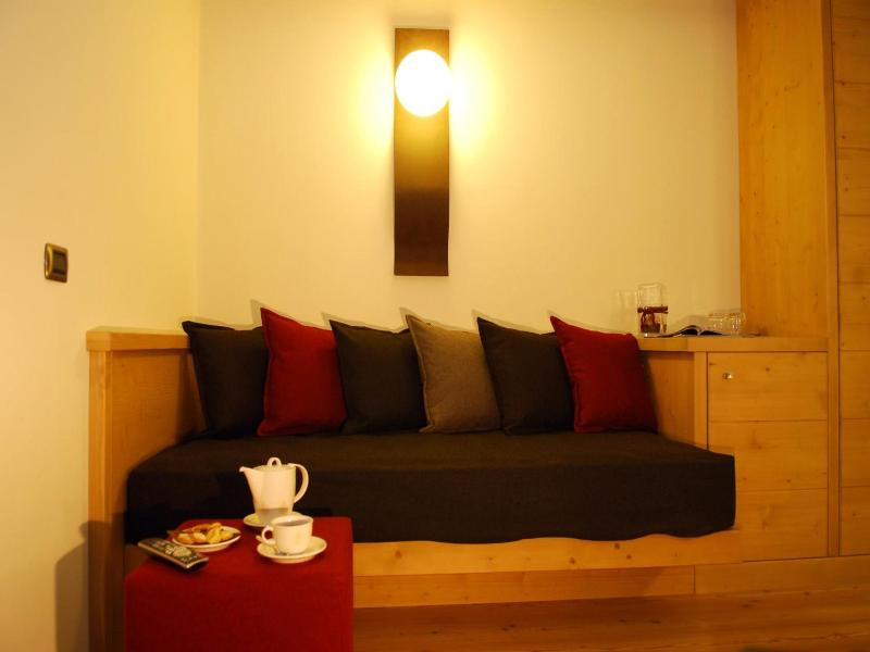 Alpen Hotel Chalet - Valdidentro image