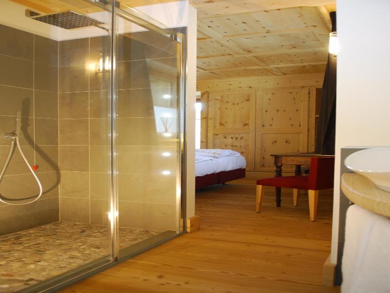 Alpen Hotel Chalet - Valdidentro image