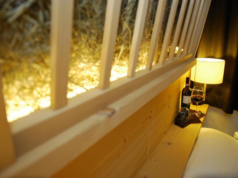 Alpen Hotel Chalet - Valdidentro image