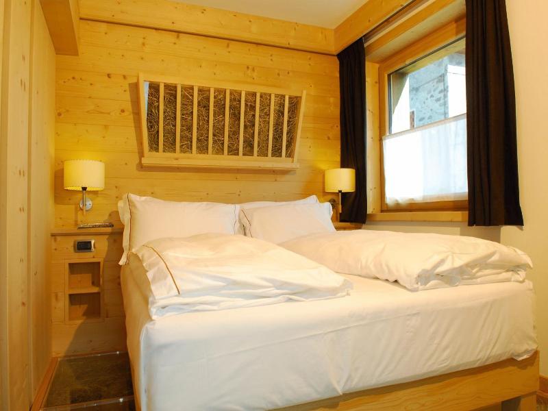 Alpen Hotel Chalet - Valdidentro image