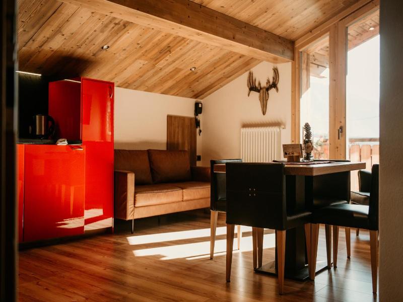 Alpen Hotel Chalet - Valdidentro image