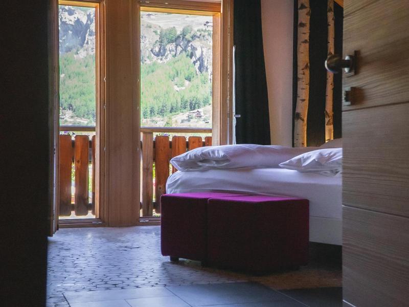Alpen Hotel Chalet - Valdidentro image