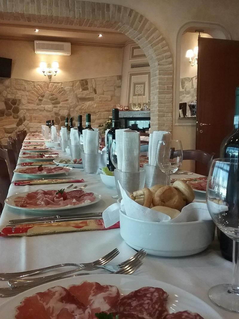 Albergo Ristorante La Pieve image