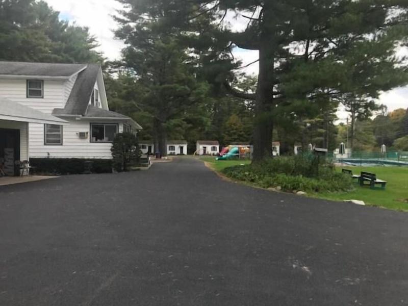 Catskill Motor Court Motel image