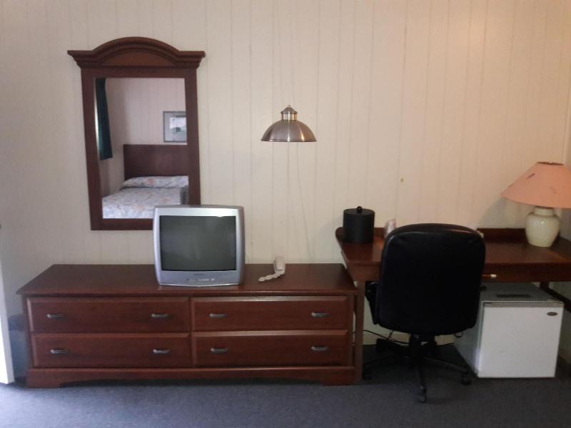 Catskill Motor Court Motel image
