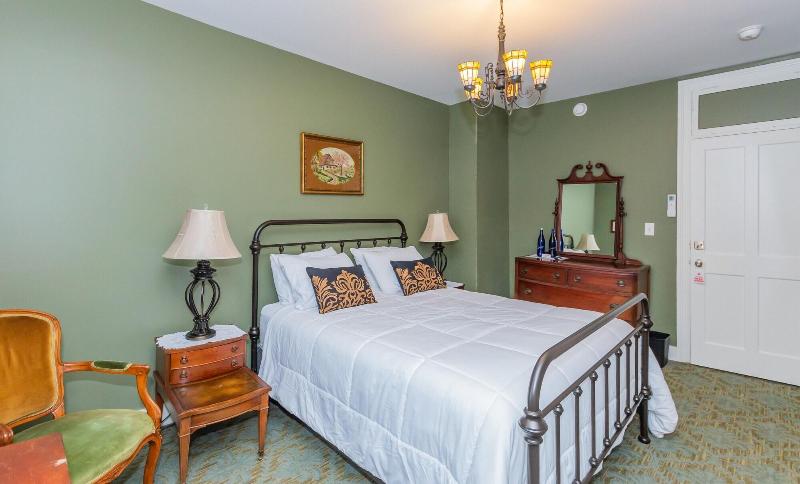 Historic Hotel Broadalbin image 5
