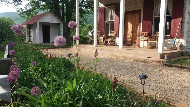 Bliss Point Farm and B&B LLC image