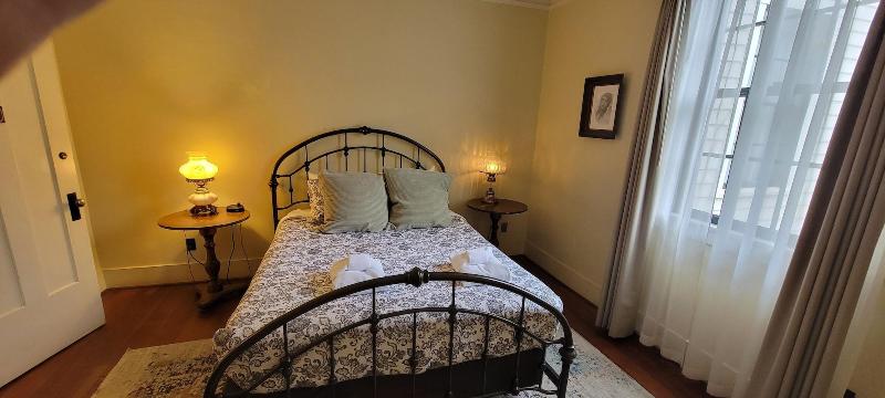 Wolf Creek Inn & Tavern image