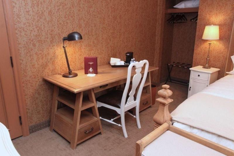 The Beaumont Inn image