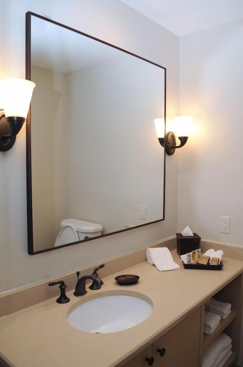 The Beaumont Inn image