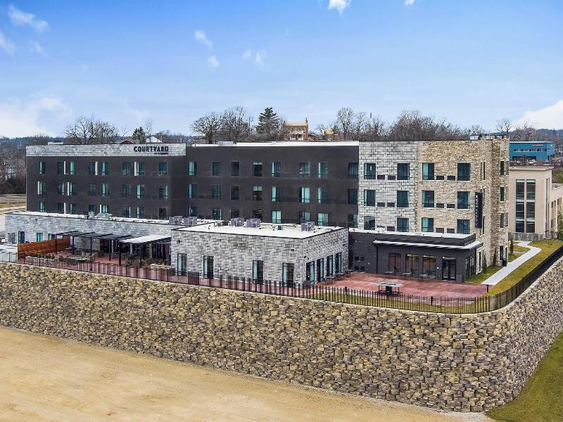 Courtyard By Marriott Jefferson City