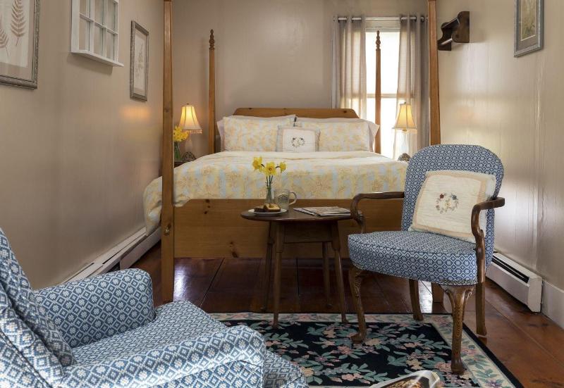 Wakefield Inn & Restaurant image