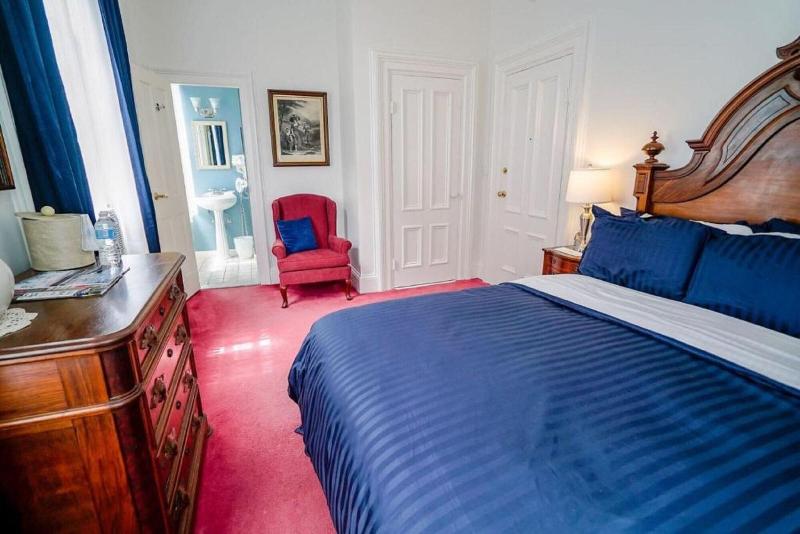 Inn At Taughannock Falls image