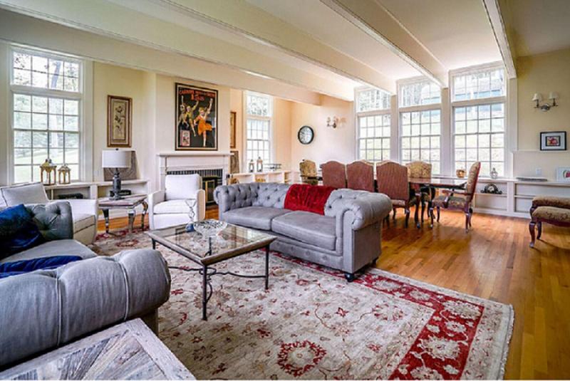 Inn At Taughannock Falls image