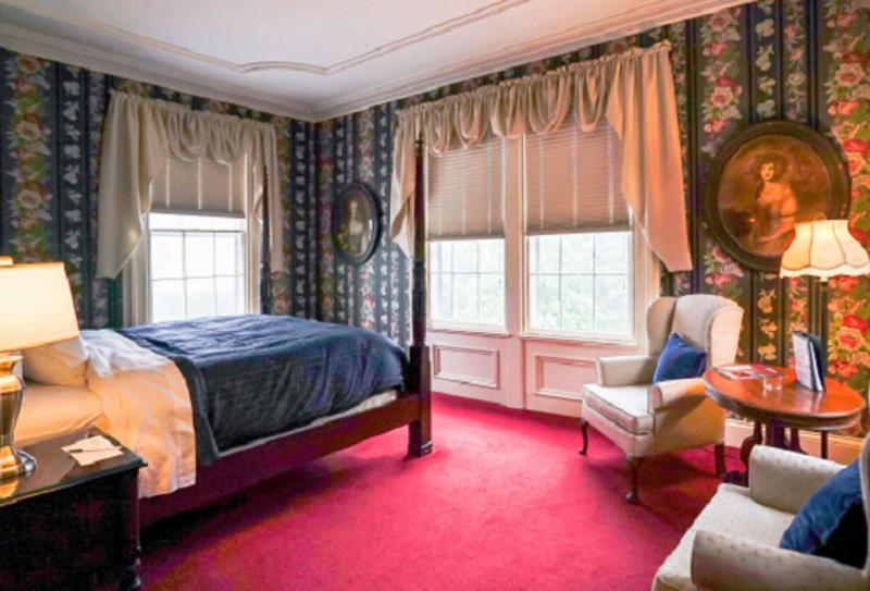 Inn At Taughannock Falls image