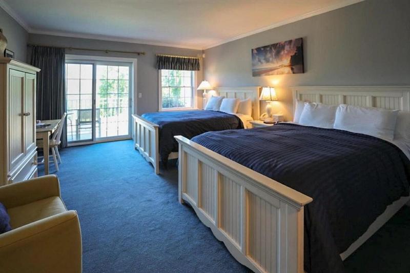 Inn At Taughannock Falls image
