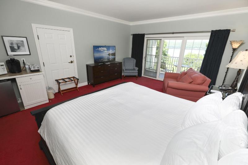 Inn At Taughannock Falls image