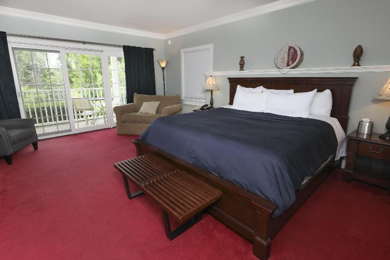 Inn At Taughannock Falls image