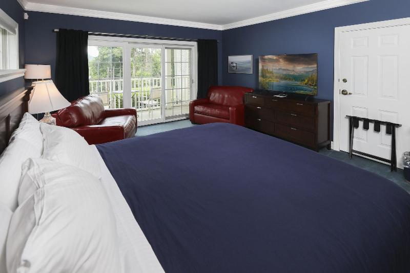 Inn At Taughannock Falls image