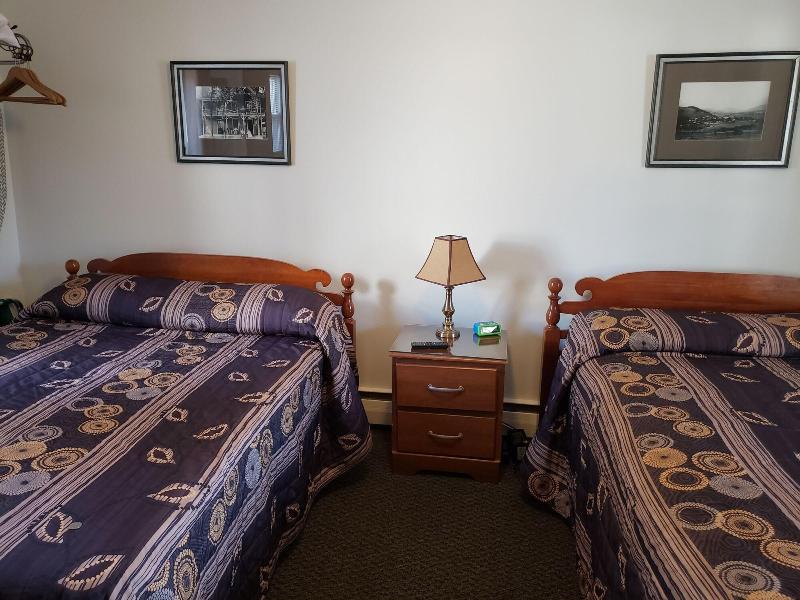 The Colonial Motel image