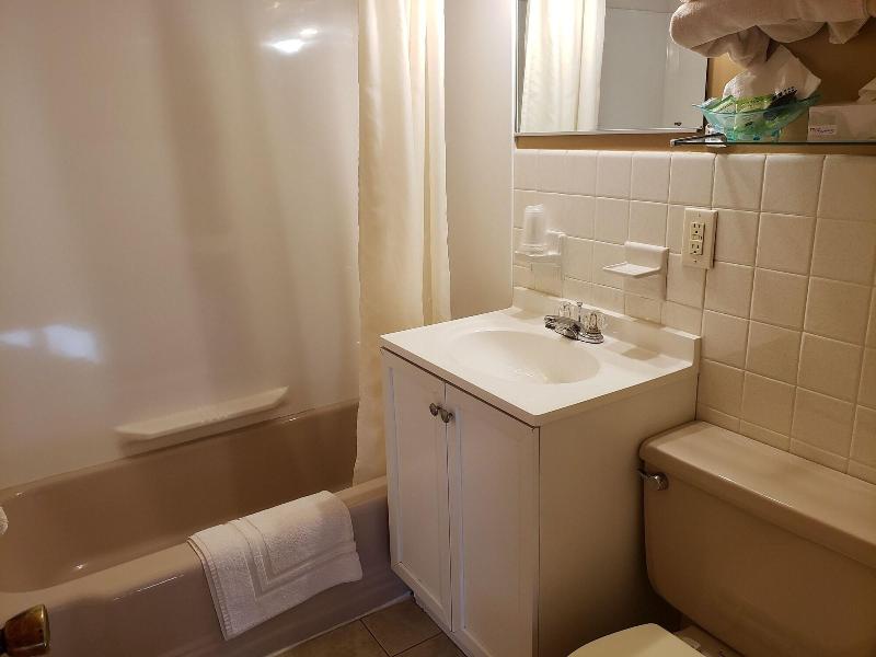 The Colonial Motel image
