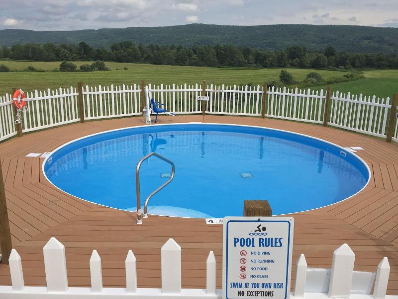 Apple Inn And Suites Cooperstown Area image