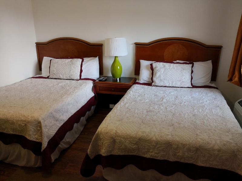 Apple Inn And Suites Cooperstown Area image