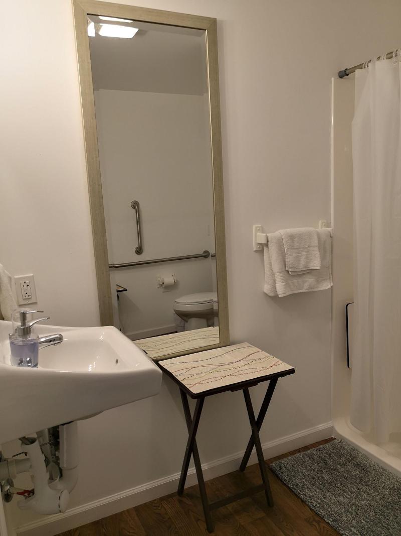 Apple Inn And Suites Cooperstown Area image