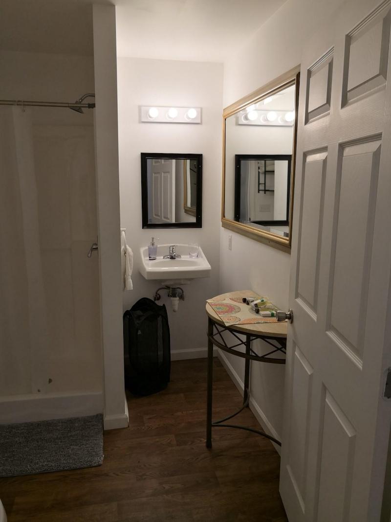 Apple Inn And Suites Cooperstown Area image