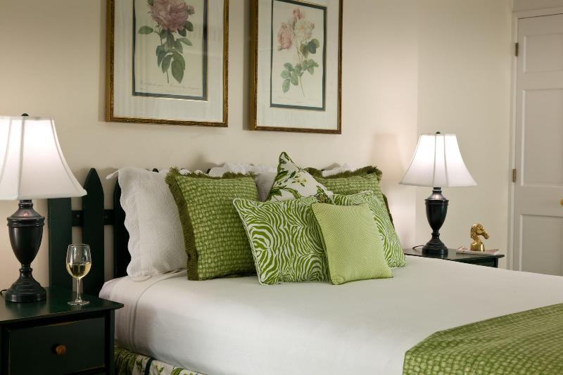 The Inn At Whitewing Farm image