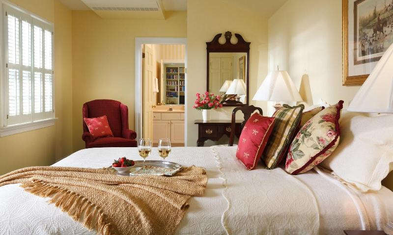 The Inn At Whitewing Farm image