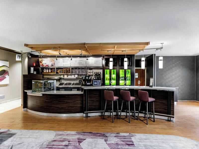 Courtyard by Marriott Easton-Columbus image