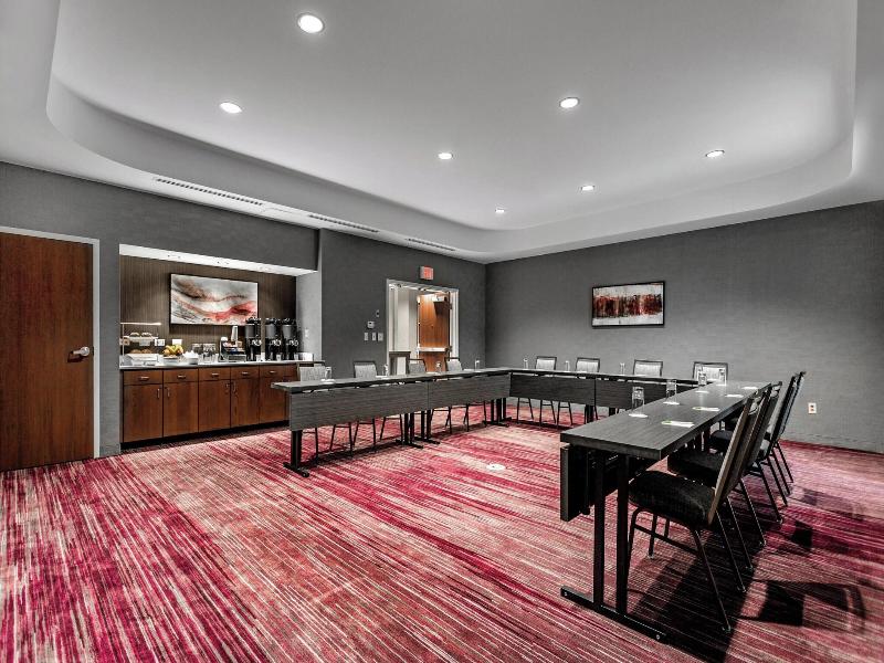 Courtyard by Marriott Easton-Columbus image