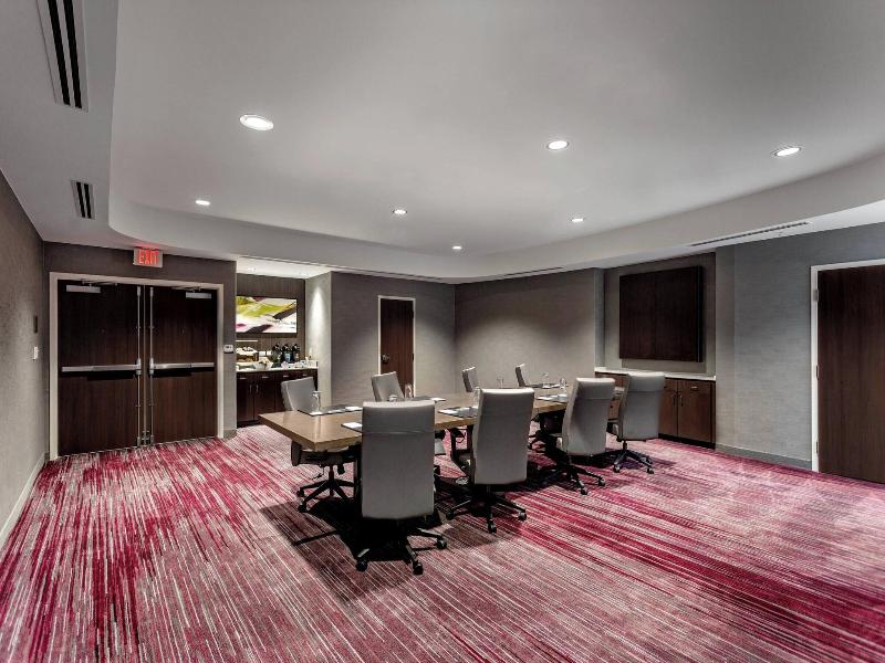 Courtyard by Marriott Easton-Columbus image