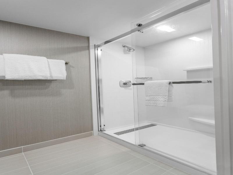 Courtyard by Marriott Easton-Columbus image