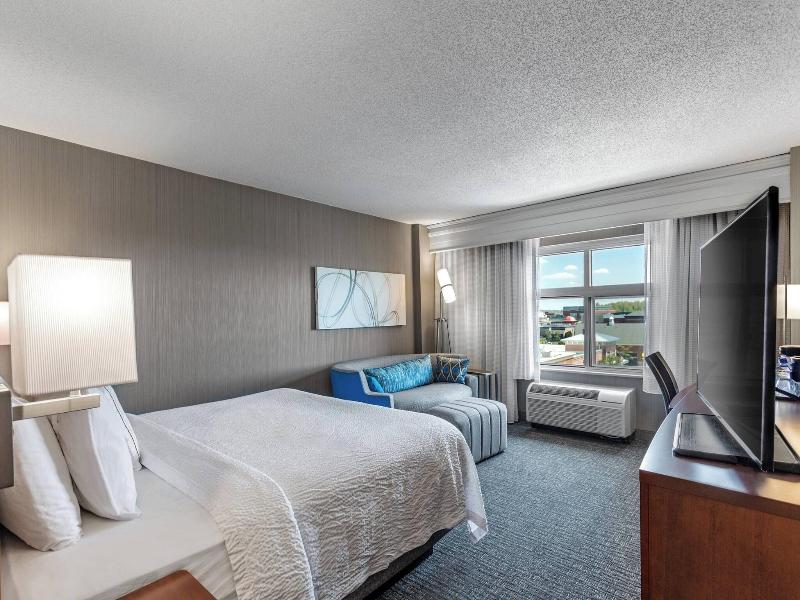 Courtyard by Marriott Easton-Columbus image