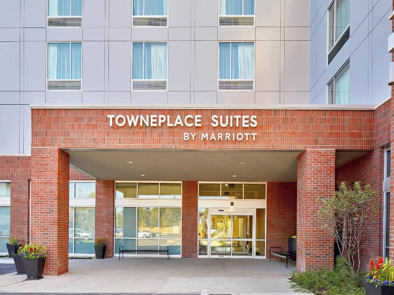 TownePlace Suites by Marriott Columbus North - OSU image