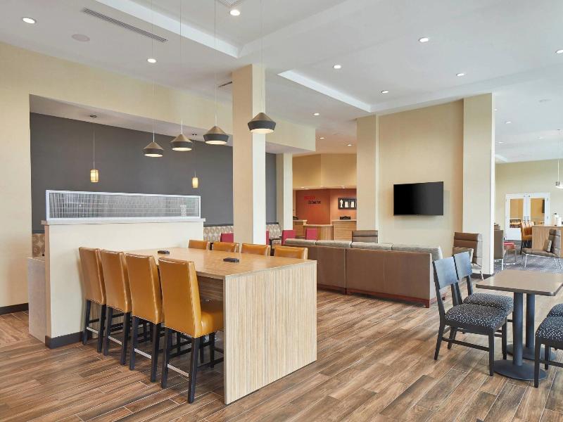 TownePlace Suites by Marriott Columbus North - OSU image