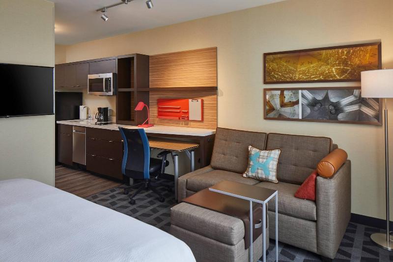 TownePlace Suites by Marriott Columbus North - OSU image