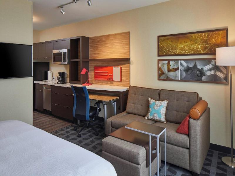 TownePlace Suites by Marriott Columbus North - OSU image