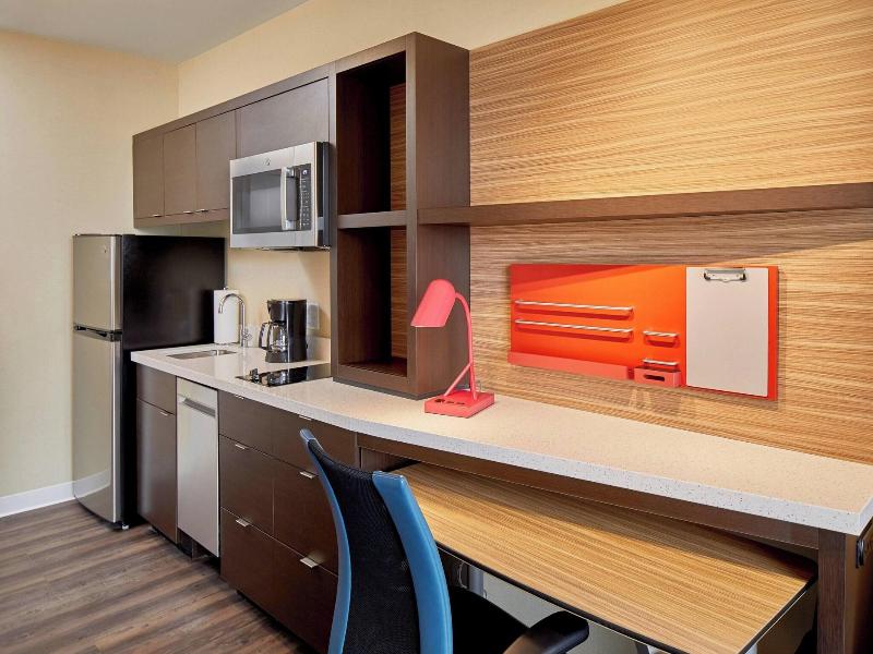 TownePlace Suites by Marriott Columbus North - OSU image