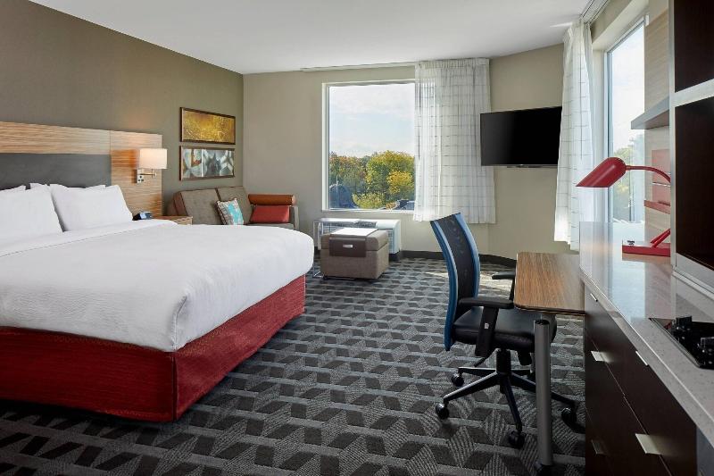 TownePlace Suites by Marriott Columbus North - OSU image