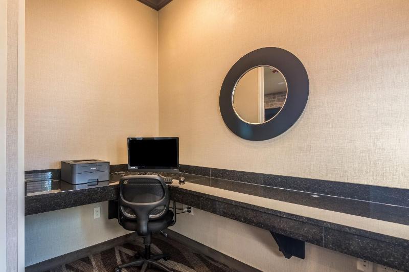 Cobblestone Inn & Suites - Lakin image